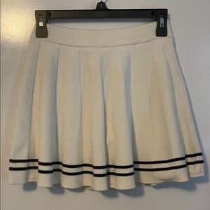 Sincerely Jules Off White Sweater Knit Pleated Hem Striped Tennisprep Skort